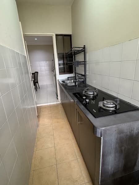 Kondominium untuk Disewa di Casa Tropicana - Max Tan - Kitchen - PropertyGuru.com.my