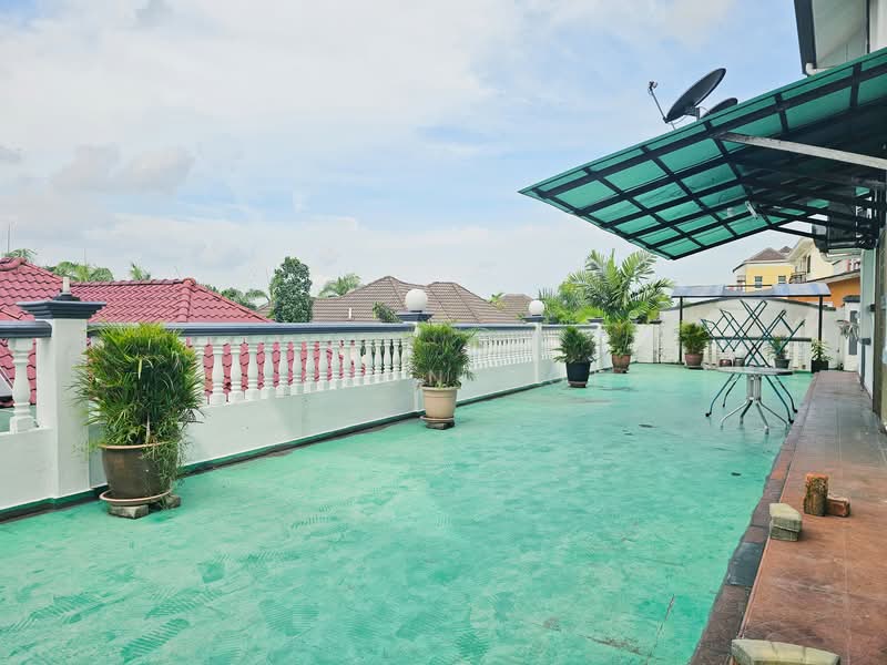 Bungalow for Sale in Taman Bukit Saga (Shah Alam) - Jason Ooi - Balcony - PropertyGuru.com.my