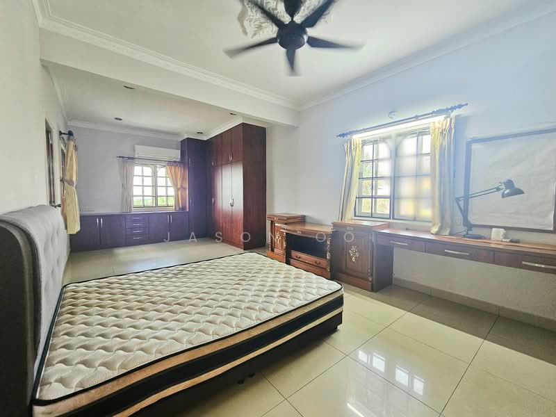 Bungalow for Sale in Taman Bukit Saga (Shah Alam) - Jason Ooi - Bedroom - PropertyGuru.com.my
