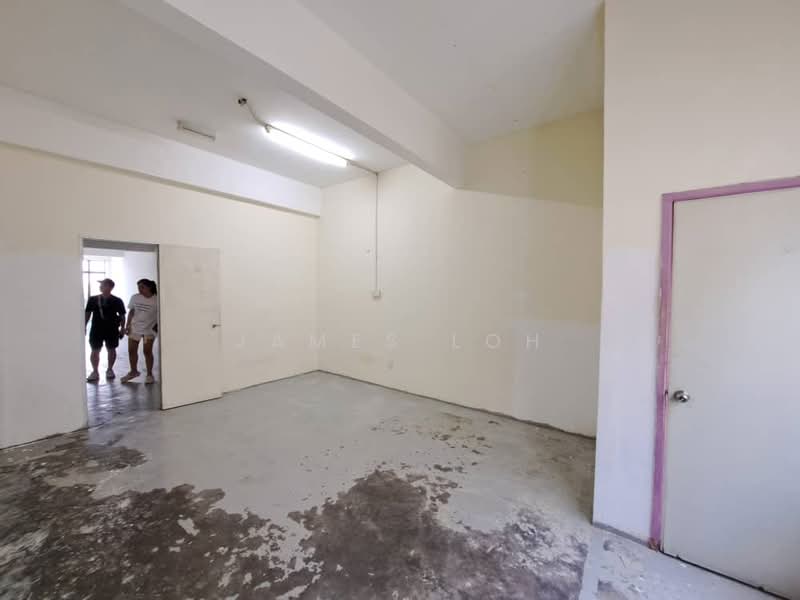 Shop / Office for Rent in Taman Bukit Segar (Cheras) - James Loh - Interior - PropertyGuru.com.my