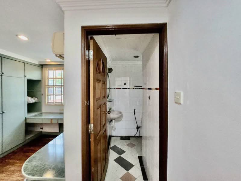 Taman Pelangi untuk Untuk Dijual - RM 2,200,000, Mac 2026 - Bathroom - PropertyGuru.com.my