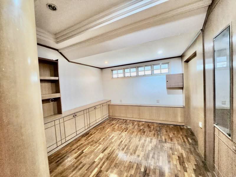 Taman Pelangi untuk Untuk Dijual - RM 2,200,000, Mac 2026 - Interior - PropertyGuru.com.my