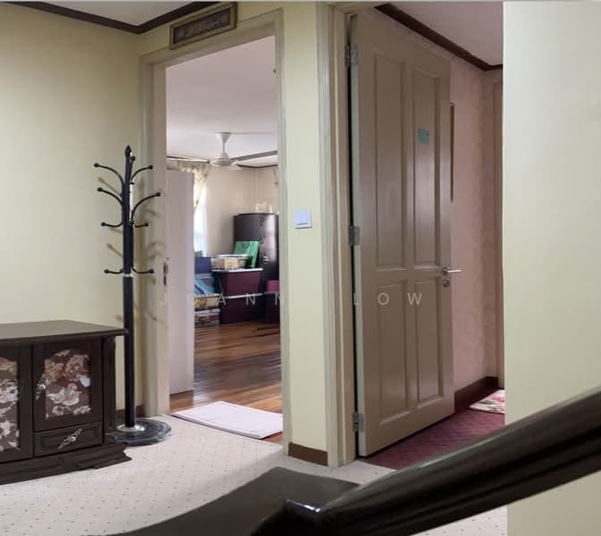 Semi-Detached House for Sale in Shah Alam (Selangor) - Joanne Low - Corridor - PropertyGuru.com.my