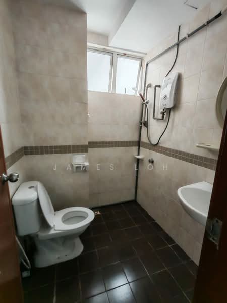 E-Tiara untuk Untuk Disewa - RM 1,900 /bulan, Mac 2026 - Bathroom - PropertyGuru.com.my