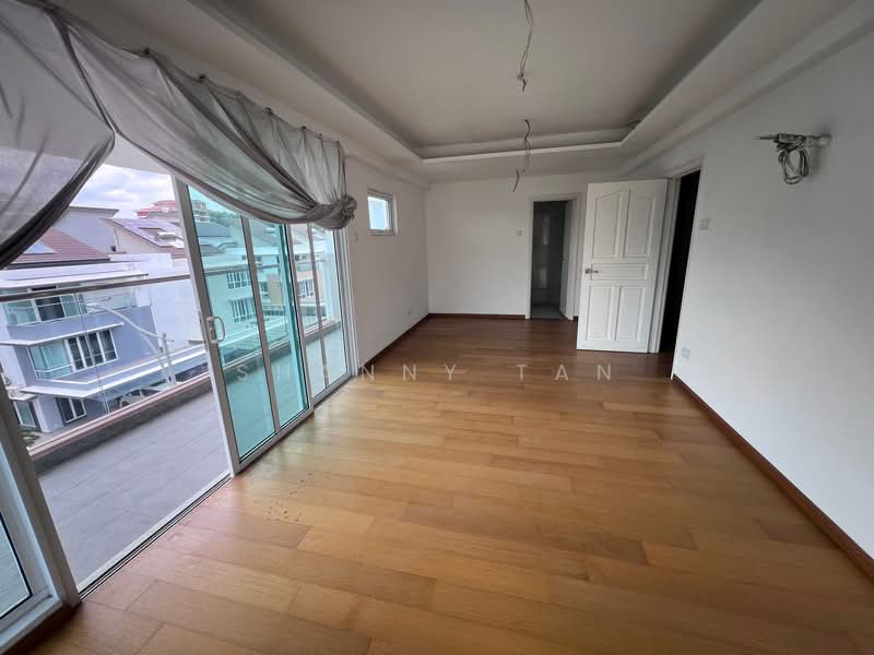 Semi-Detached House for Sale in Bandar Sungai Long (Selangor) - Shanny Tan - Balcony - PropertyGuru.com.my