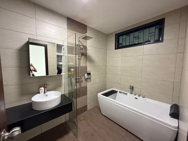 Servis Apartment untuk Dijual di Molek Regency - Shishi . - PropertyGuru.com.my