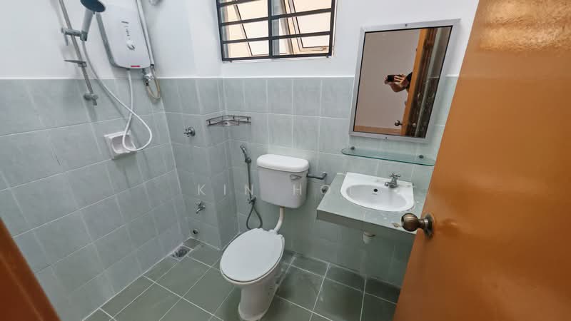 2-storey Terraced House for Rent in Puchong (Selangor) - Kin Hoe - Bathroom - PropertyGuru.com.my