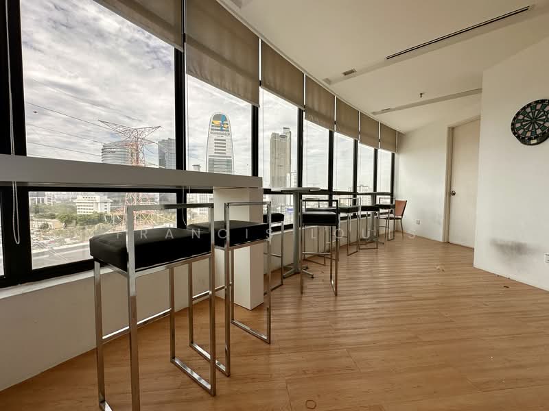 PJ Exchange untuk Untuk Disewa - RM 11,000 /bulan, Mac 2026 - pantry - PropertyGuru.com.my