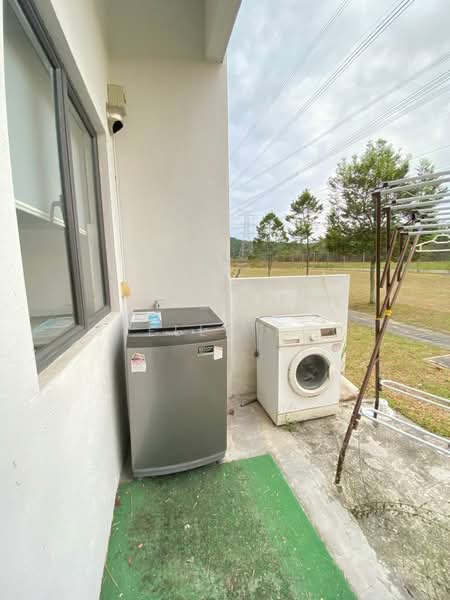 2-storey Terraced House for Rent in Dengkil (Selangor) - Stella Foo - Exterior - PropertyGuru.com.my
