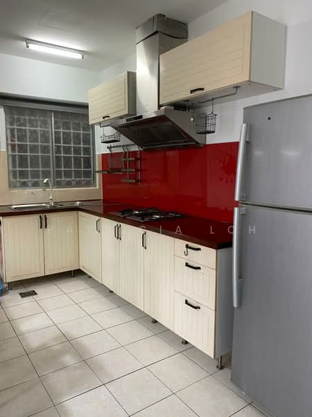 Apartment for Sale at Bayu Puteri - Patricia Loh - Kitchen - PropertyGuru.com.my