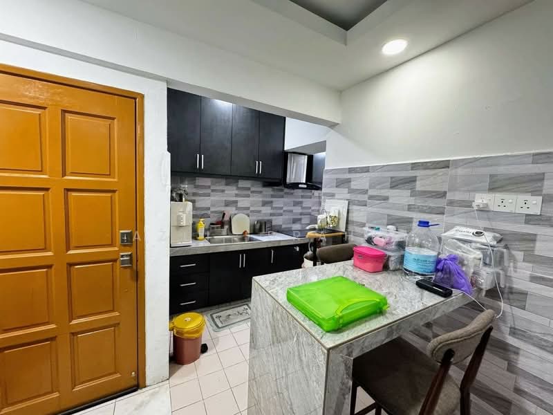 Condominium for Sale at Pelangi Damansara - Azli Ibrahim - Kitchen - PropertyGuru.com.my
