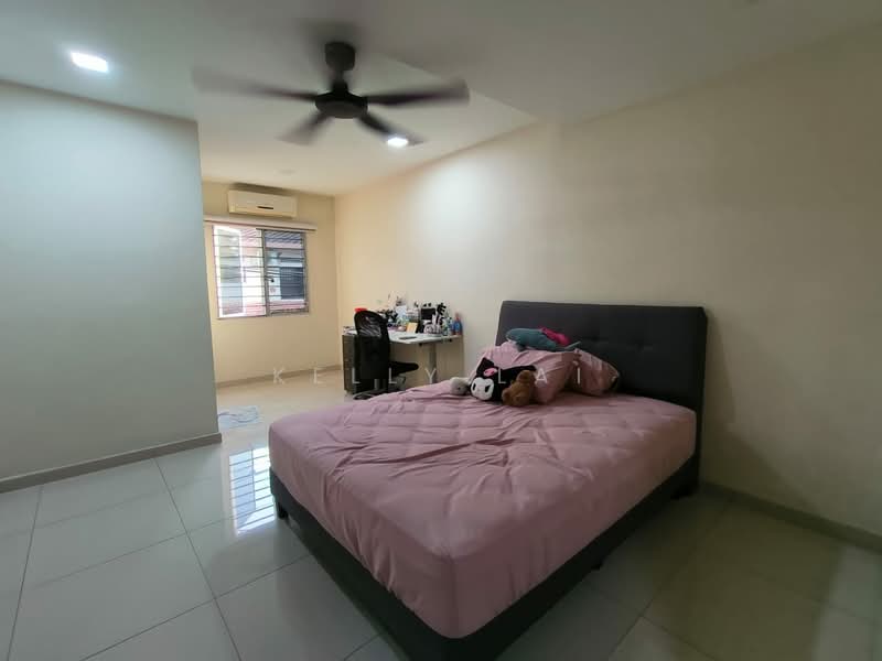 Taman Petaling untuk Untuk Dijual - RM 1,250,000, Mac 2026 - Bedroom - PropertyGuru.com.my
