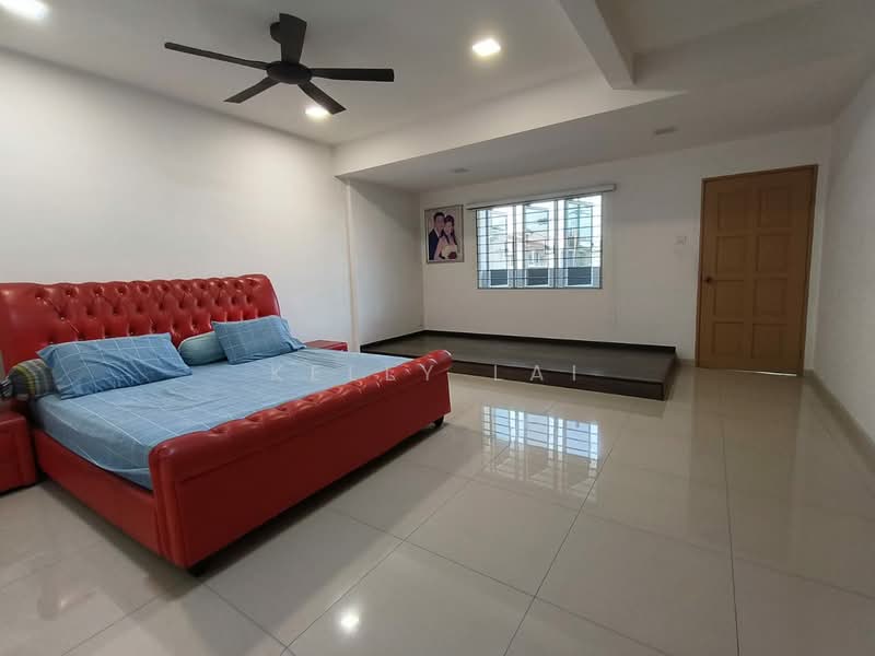 Taman Petaling untuk Untuk Dijual - RM 1,250,000, Mac 2026 - Bedroom - PropertyGuru.com.my