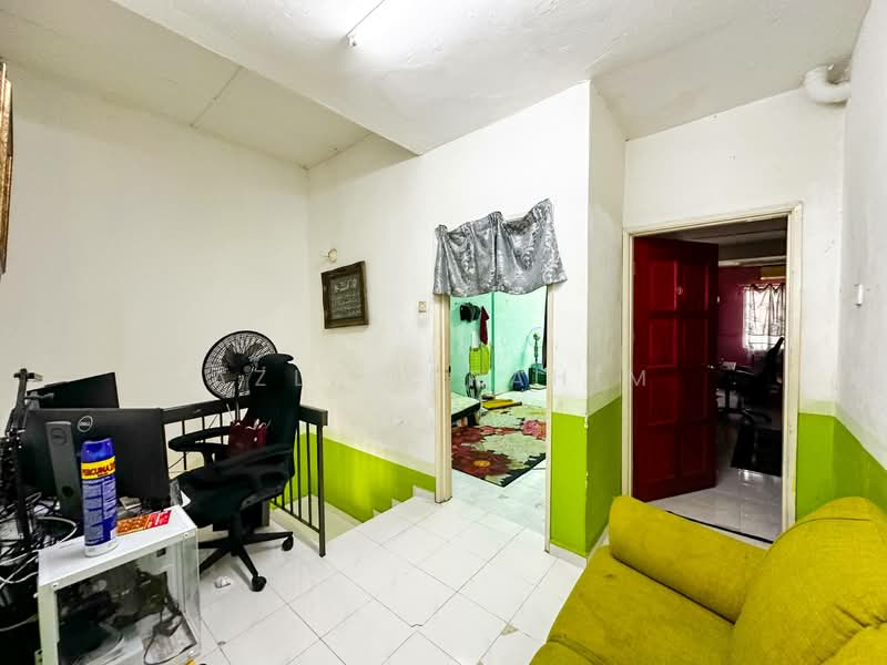 2-storey Terraced House for Sale in Bandar Baru Selayang Fasa 2a (Selayang) - Azli Ibrahim - Interior - PropertyGuru.com.my