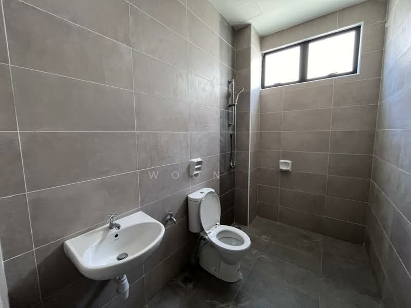 2-storey Terraced House for Rent in Tanjong Minyak (Melaka) - Woon . - Bathroom - PropertyGuru.com.my