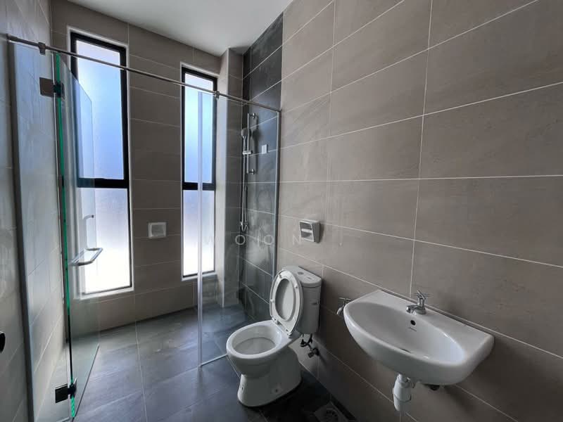 2-storey Terraced House for Rent in Tanjong Minyak (Melaka) - Woon . - Bathroom - PropertyGuru.com.my