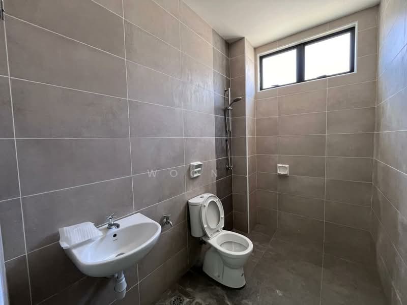 2-storey Terraced House for Rent in Tanjong Minyak (Melaka) - Woon . - Bathroom - PropertyGuru.com.my