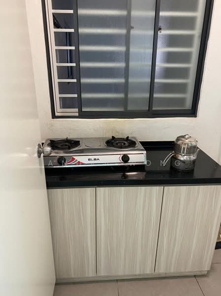 Condominium for Rent at Parkhill Residence - Sandra Wong - Kitchen - PropertyGuru.com.my