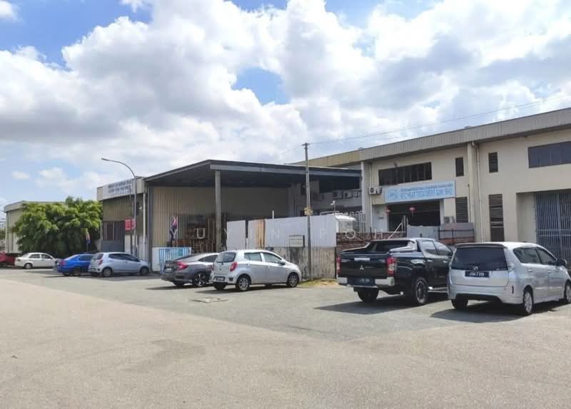 Terrace Factory for Rent in Kawasan Perindustrian Mount Austin (Tebrau) - YUYIN POH - Exterior - PropertyGuru.com.my