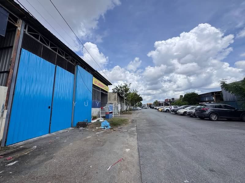 Terrace Factory for Rent in Kawasan Perindustrian Mount Austin (Tebrau) - YUYIN POH - Exterior - PropertyGuru.com.my