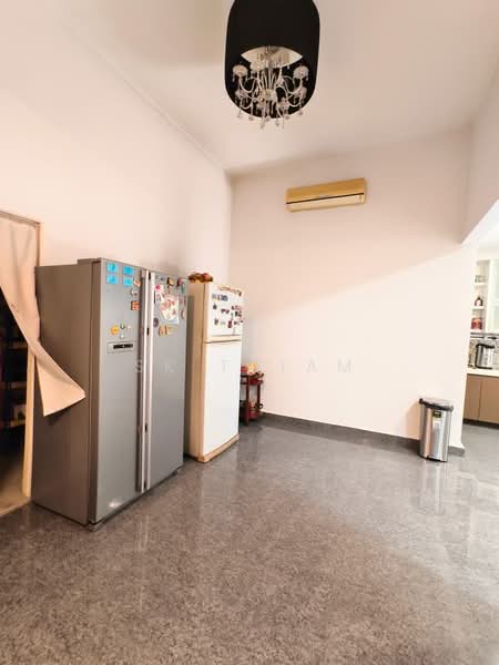 Semi-Detached House for Sale in Shah Alam (Selangor) - SK Thiam - Kitchen - PropertyGuru.com.my