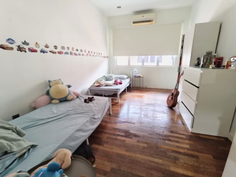 Semi-Detached House for Sale in Shah Alam (Selangor) - SK Thiam - Bedroom - PropertyGuru.com.my