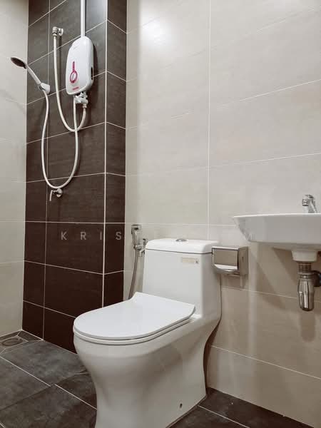 Service Residence for Rent at Pinnacle Sri Petaling - Kristen Lim - Bathroom - PropertyGuru.com.my
