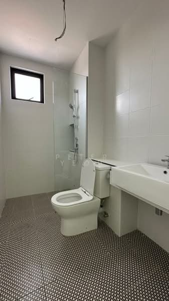 Semi-Detached House for Sale in Bandar Cassia (Batu Kawan) - Peter Yeoh - Bathroom - PropertyGuru.com.my