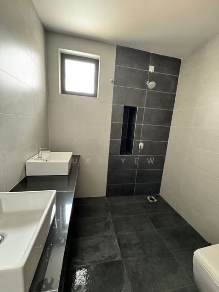 LAMAN CITRA untuk Untuk Disewa - RM 2,500 /bulan, Mac 2026 - Bathroom - PropertyGuru.com.my