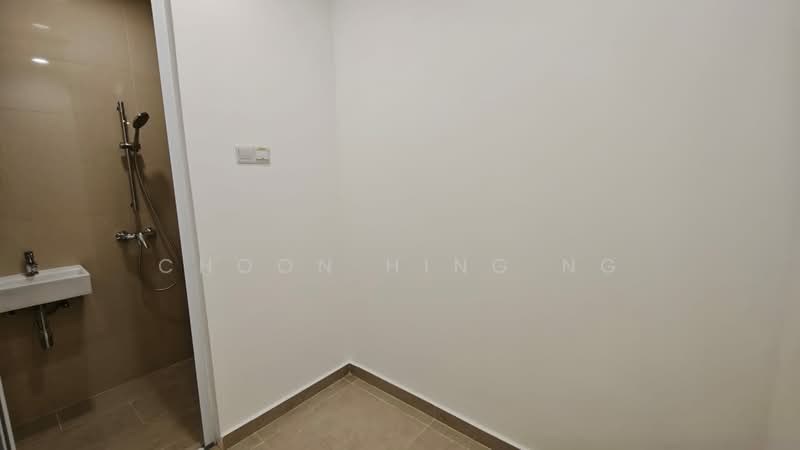 Service Residence for Sale at Crown Residences @ Pavilion Damansara Heights - Choon Hing Ng - Bathroom - PropertyGuru.com.my