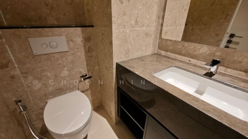 Service Residence for Sale at Crown Residences @ Pavilion Damansara Heights - Choon Hing Ng - Bathroom - PropertyGuru.com.my