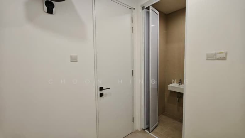 Service Residence for Sale at Crown Residences @ Pavilion Damansara Heights - Choon Hing Ng - Bathroom - PropertyGuru.com.my