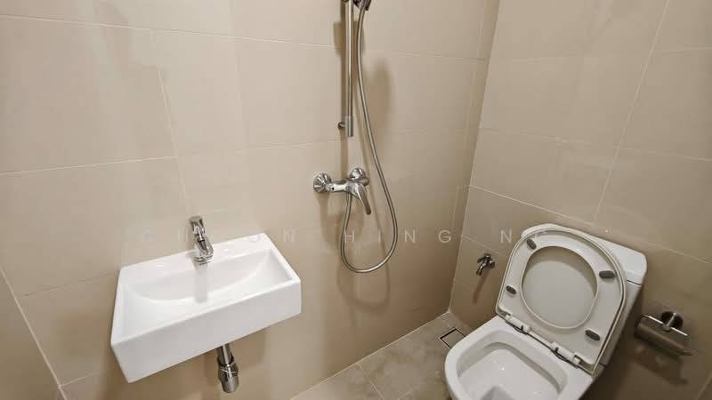 Service Residence for Sale at Crown Residences @ Pavilion Damansara Heights - Choon Hing Ng - Bathroom - PropertyGuru.com.my