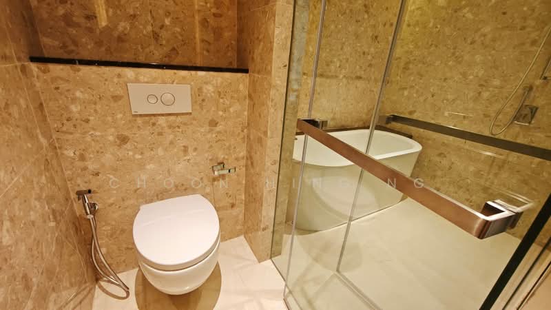 Service Residence for Sale at Crown Residences @ Pavilion Damansara Heights - Choon Hing Ng - Bathroom - PropertyGuru.com.my