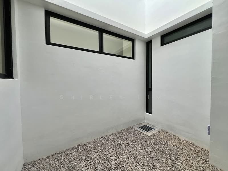 Rumah Teres 3 Tingkat untuk Dijual di Senibong (Permas Jaya) - Shirley Lim - Exterior - PropertyGuru.com.my