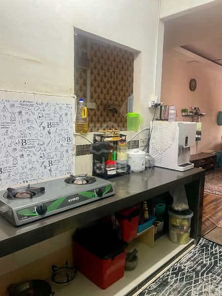 Apartment for Sale at Sri Dahlia - Kelly Chong - Kitchen - PropertyGuru.com.my