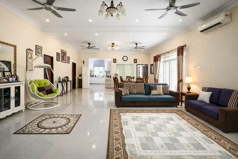 Bungalow for Sale in Subang Jaya (Selangor) - Ali Idris - Living Room - PropertyGuru.com.my