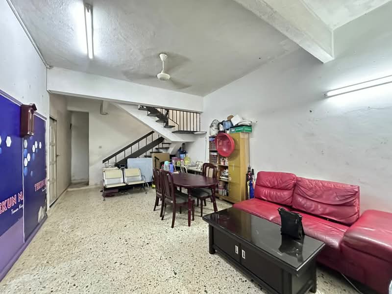 Taman Ehsan untuk Untuk Dijual - RM 580,000, Mac 2026 - Living Room - PropertyGuru.com.my