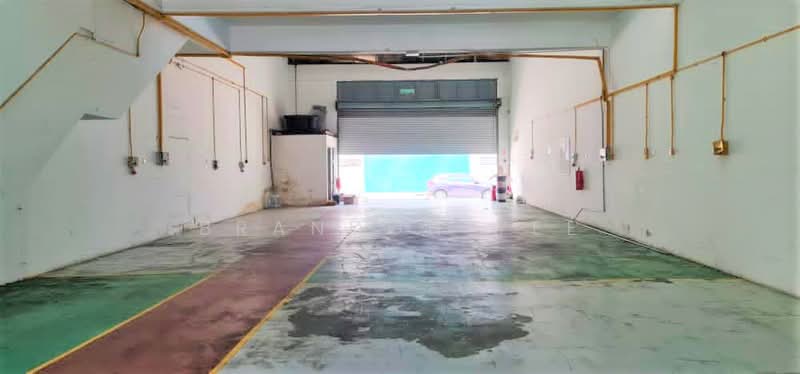Factory for Sale in Taman Serdang Raya (Seri Kembangan) - Brandon Yee - Interior - PropertyGuru.com.my