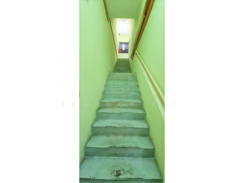 Factory for Sale in Taman Serdang Raya (Seri Kembangan) - Brandon Yee - Corridor - PropertyGuru.com.my