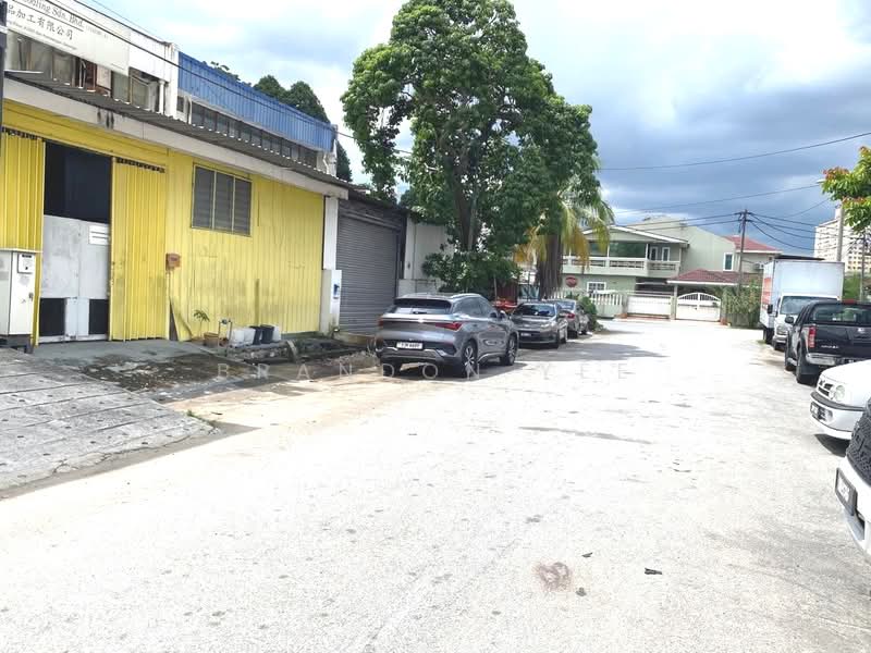 Factory for Sale in Taman Serdang Raya (Seri Kembangan) - Brandon Yee - Exterior - PropertyGuru.com.my