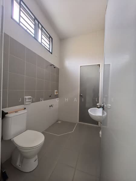 2-storey Terraced House for Sale in Taman Nusa Idaman (Iskandar Puteri (Nusajaya)) - Jiin Chai Lee - Bathroom - PropertyGuru.com.my