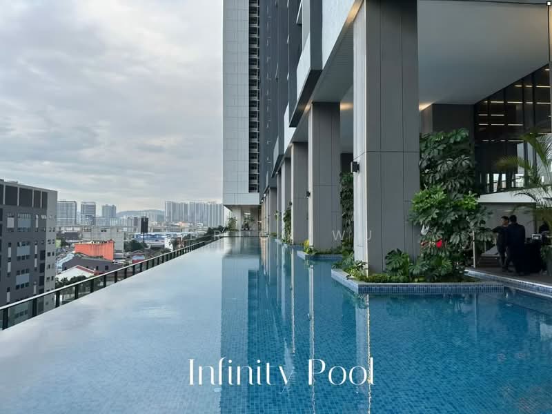 Skyline KL untuk Untuk Disewa - RM 1,700 /bulan, Mac 2026 - Pool - PropertyGuru.com.my