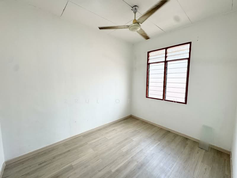 Rumah Teres 2 Tingkat untuk Dijual di Taman Pinggiran Golf (Paroi) - Azrul Othman - Interior - PropertyGuru.com.my