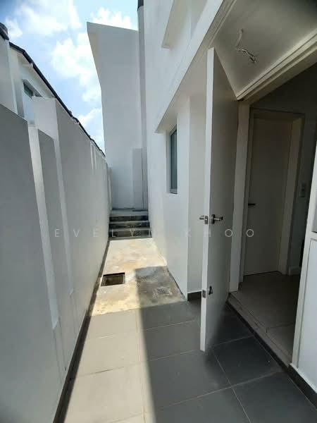 Garland Residence untuk Untuk Dijual - RM 919,000, Mac 2026 - Back Yard - PropertyGuru.com.my