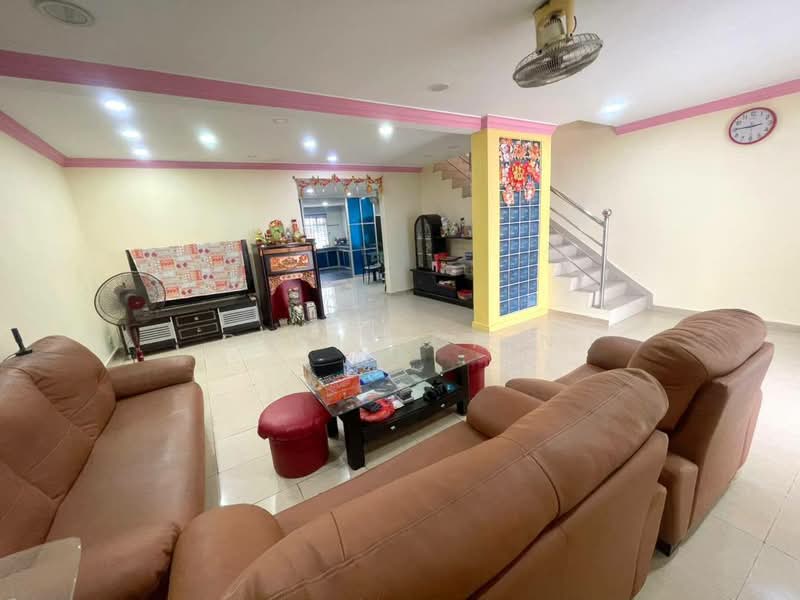 2-storey Terraced House for Sale in Taman Century (Johor Bahru) - Chris Chin - PropertyGuru.com.my