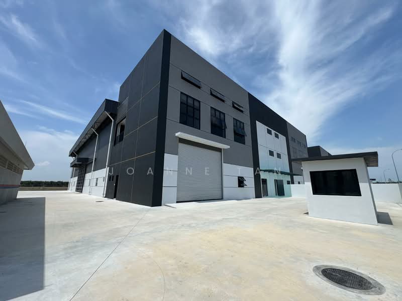 Semi-D Factory for Rent in Kapar (Selangor) - Joanne Tan - Exterior - PropertyGuru.com.my