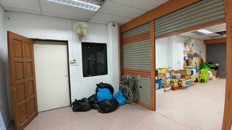 Kampung Melayu untuk Untuk Dijual - RM 3,200,000, Mac 2026 - Interior - PropertyGuru.com.my