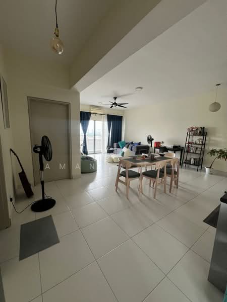 Service Residence for Sale at SetiaWalk - Amanda Lau - Living Room - PropertyGuru.com.my
