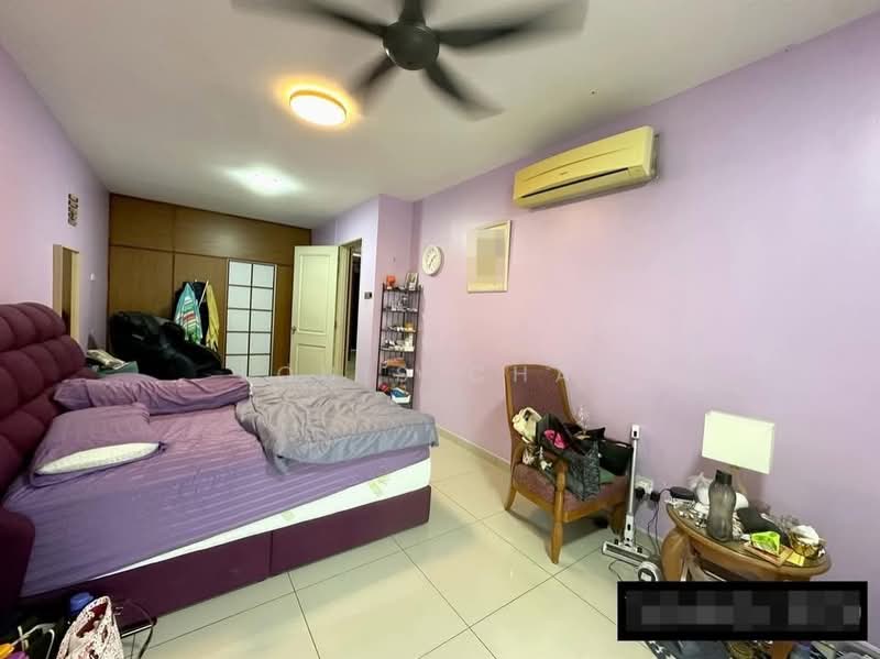 3-storey Terraced House for Sale in Klang (Selangor) - Louis Chan - Bedroom - PropertyGuru.com.my